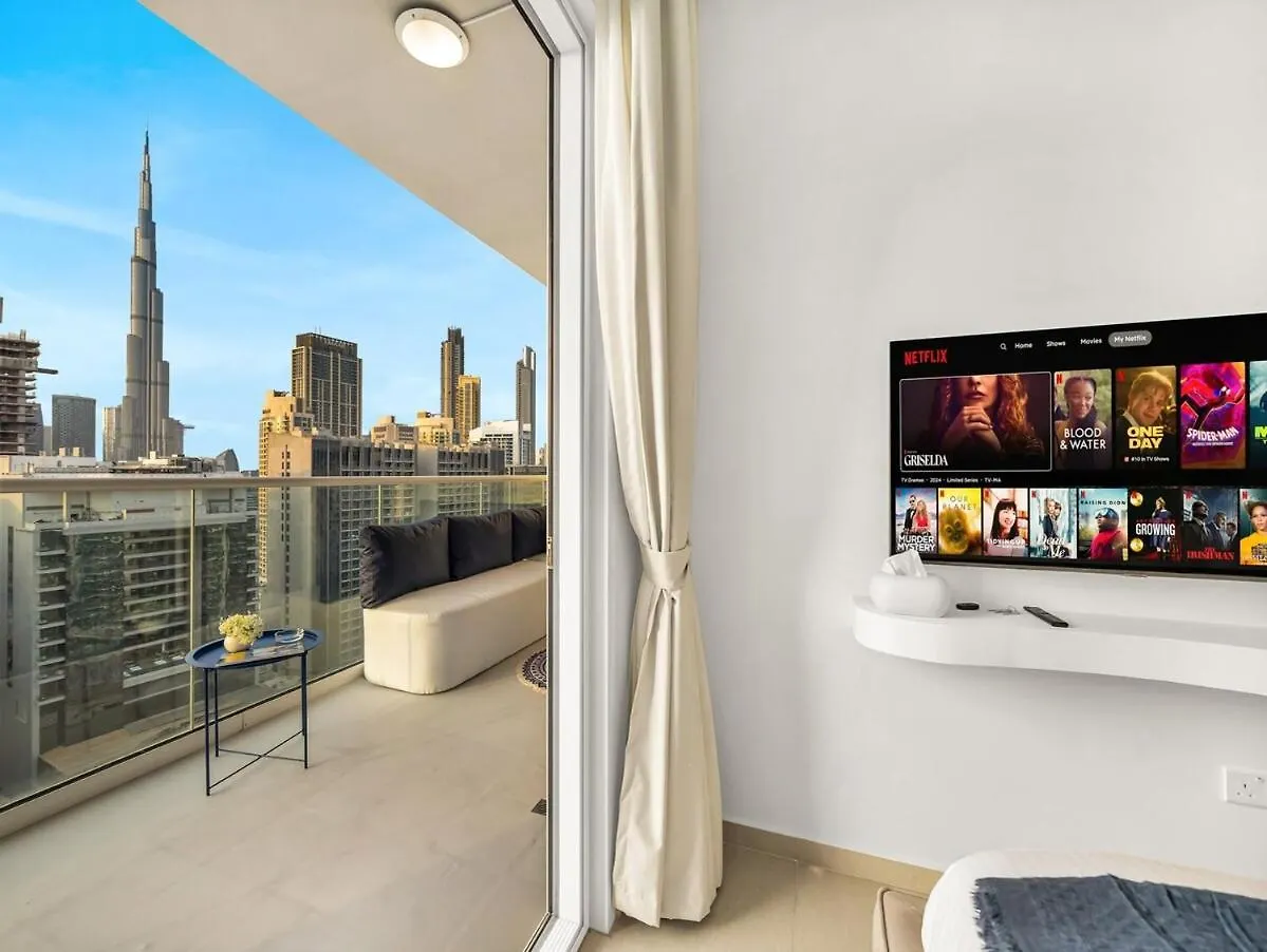New 1Br With Full Burj Khalifa View, Top Floor, 5Min Dubai Mall